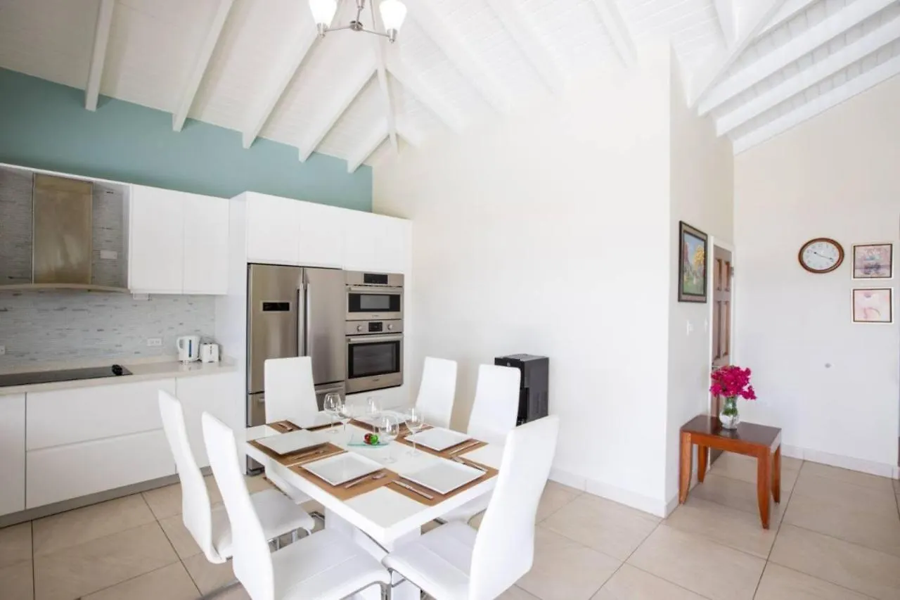 Charming 3-Bed Villa In Maho Cupecoy  Sint Maarten/Saint Martin